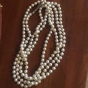 XL pearl necklace